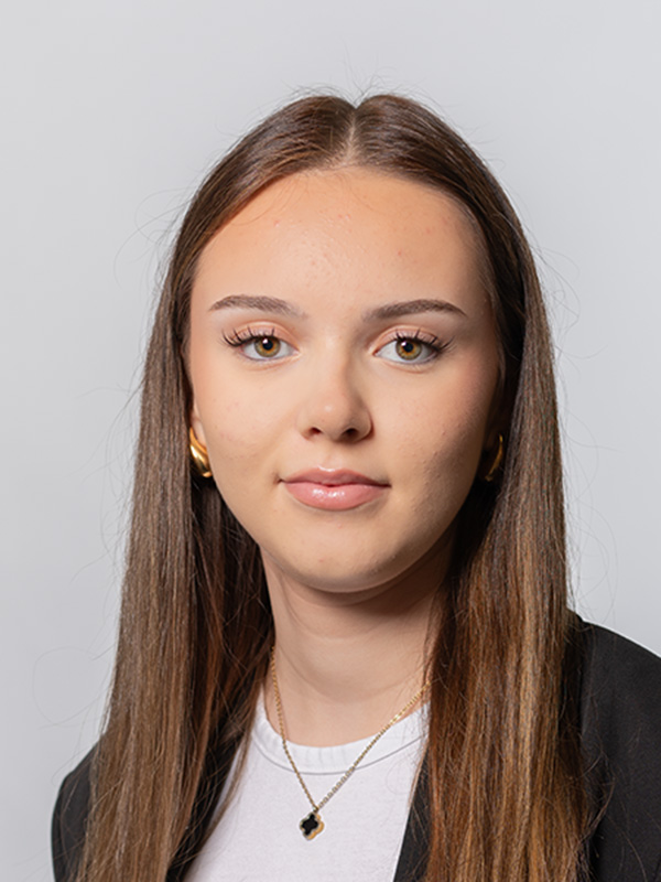 Angelina Grepper<br/>