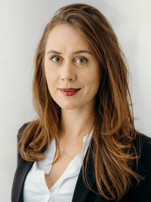 Zuzana Gachnang<br/>