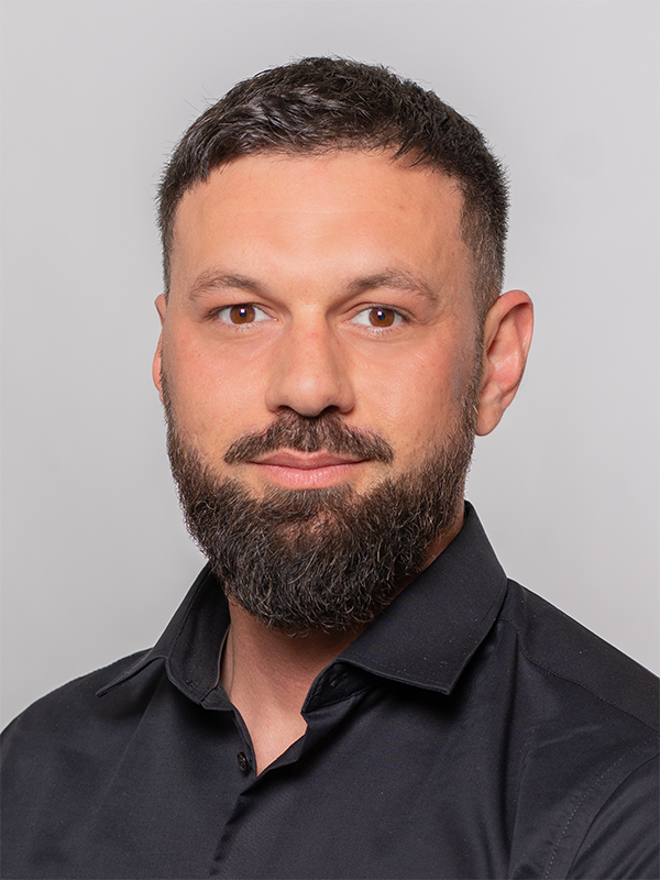 Arianit Kurtishi<br/>